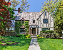 10 Woodland Drive