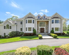 12 Woodbine Way