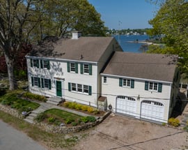 32 Money Point Road