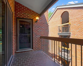 18 Bronxville Glen Drive  #11