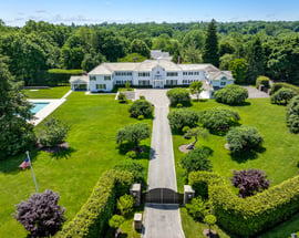 6 Stoneleigh Manor Lane