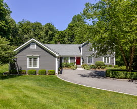 12 Lyndenwood Drive