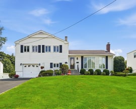 25 Arden Drive