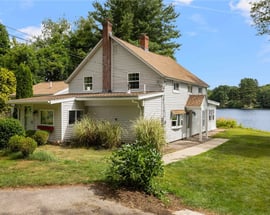 25 Willow Drive