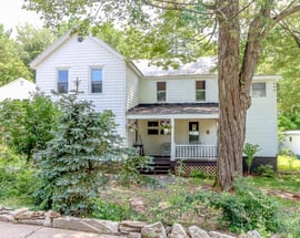 27 Eagle Street