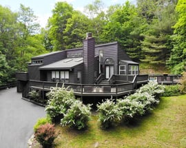41 Snydertown Rd