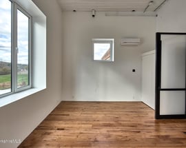 520 State Rd  #402