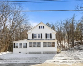 204 Center St