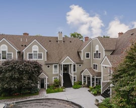 80 Taconic Ave #14
