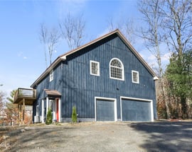 715 Peru Rd