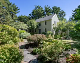 71 E Hubbard Rd