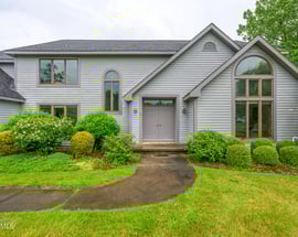 26 Filomena Dr