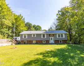 40 Curran Rd