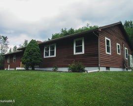 805 Savoy Rd