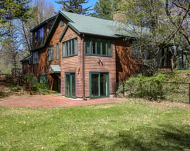 28 Brigham Ln