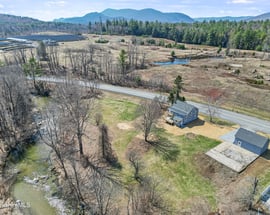 738 River Rd