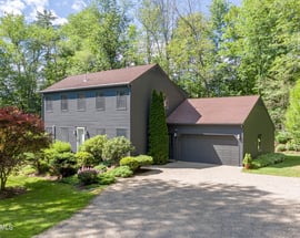 91 Brush Hill Rd
