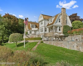 18 Shoal Point Lane