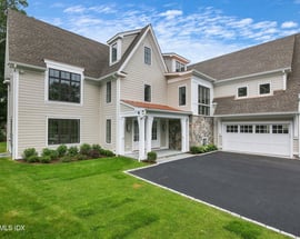 8 Fado Lane