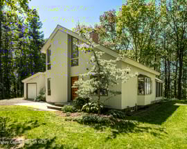 66 Beacon Hill Road