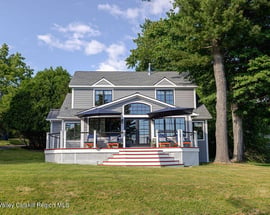 4 Bobolink Road