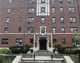 620 Pelhamdale Avenue  #54