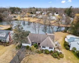 27 Homeside Lane