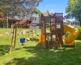 300 Washington Avenue