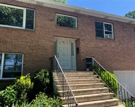 76 Perry Place