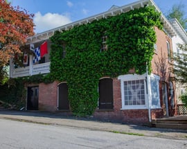 16 Point Street