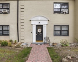 33 Manchester Road  #2R