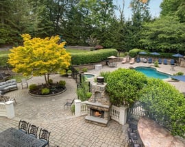 12 Rollingwood Drive