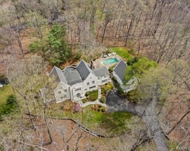 17 Spyrock Road