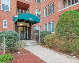 555 Broadway  #6E