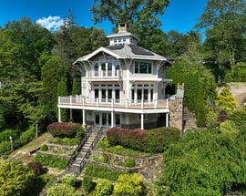 33 Truesdale Lake Drive
