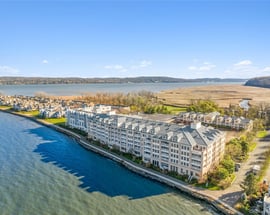 401 Harbor Cove