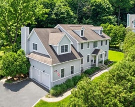 2 Saunders Street