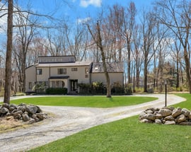 20 Schoolhouse Road