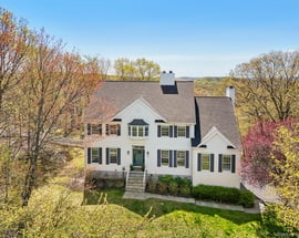 8 Deer Run Court