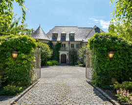 17 Cowdray Park Drive