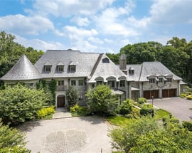 17 Cowdray Park Drive
