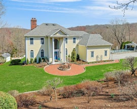 350 Wooded Hill Court