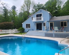 489 West Cummington Rd