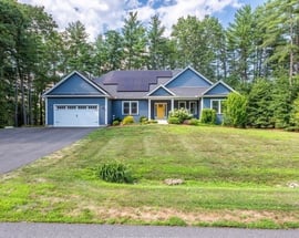 7 Grey Oak Ln