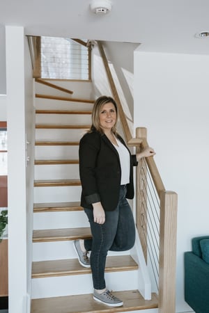 Danielle Giulian photo 9