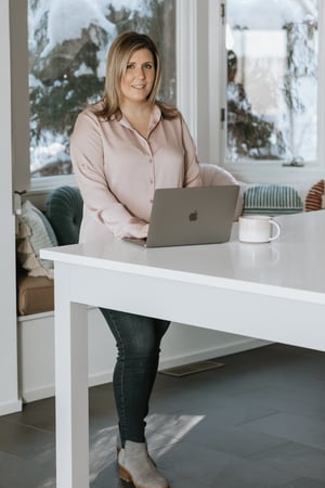 Danielle Giulian photo 15