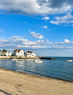 Jennifer Matthews photo 1