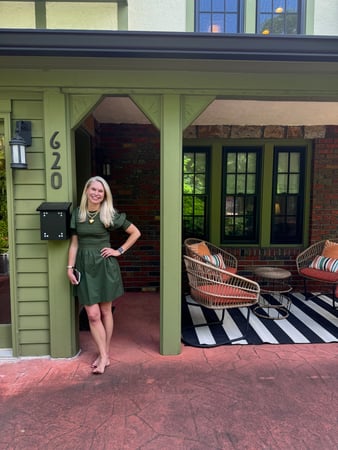 Elizabeth Ritchie photo 14