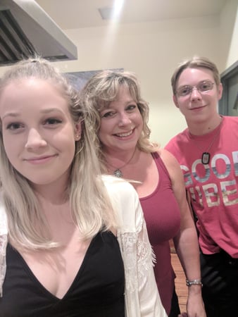 Diane DeVries photo 3