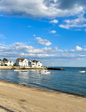 Jennifer Matthews photo 1